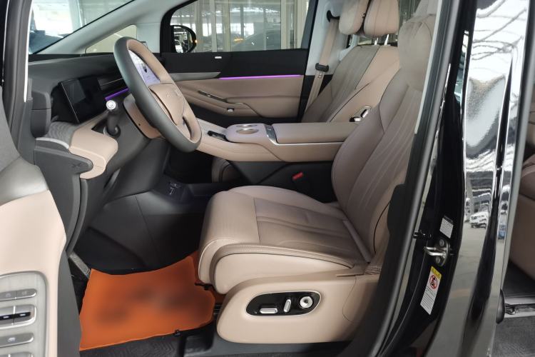 Used XPeng X9 2025 740 Ultra-Long Range Max