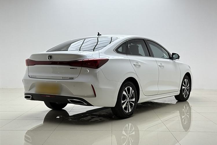 Used Changan Eado 2024 PLUS Blue Whale NE 1.4T GDI DCT High-Energy Edition
