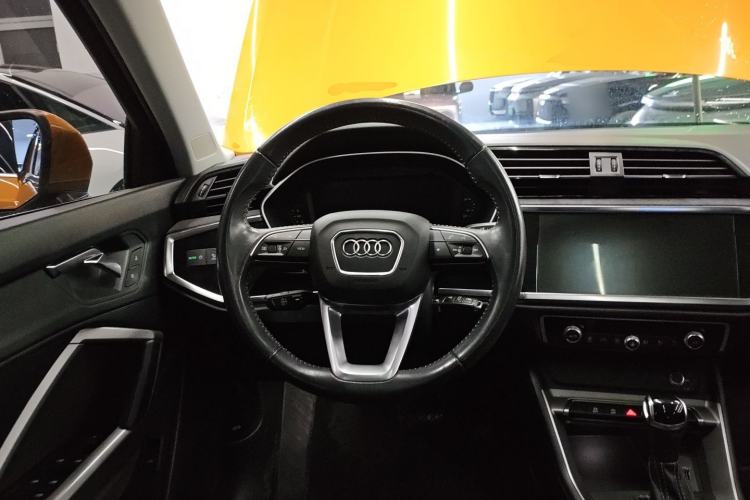 Used Audi Q3 2019 35 TFSI Advanced Dynamic Edition
