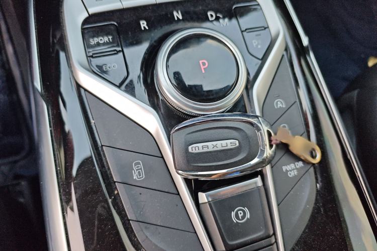 Used SAIC MAXUS G20 2021 Facelifted PLUS 2.0T Gasoline Automatic Luxury Edition