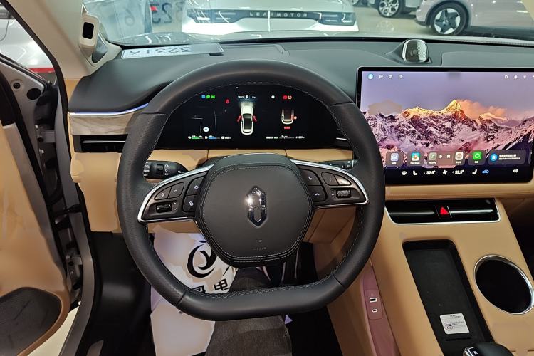 Used Hima AITO M5 2022 Extended-Range Four-Wheel Drive Performance Version
