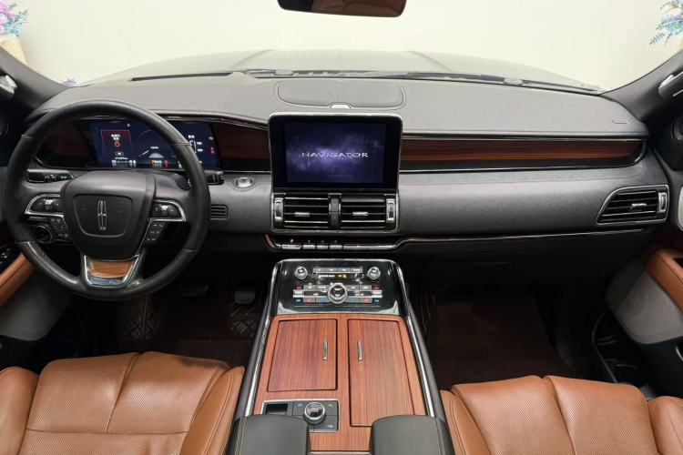 Used Lincoln Navigator 2019 3.5T Prestige Version China VI Standard