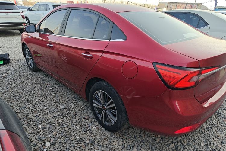 Used Roewe i5 2019 1.5L Automatic 4G Connected Langhao Edition
