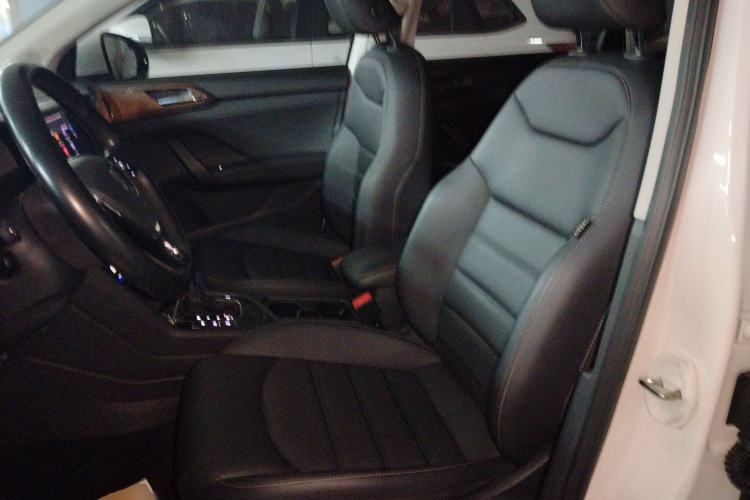 Used Volkswagen Tharu 2022 330TSI Four-Wheel Drive Luxury Edition
