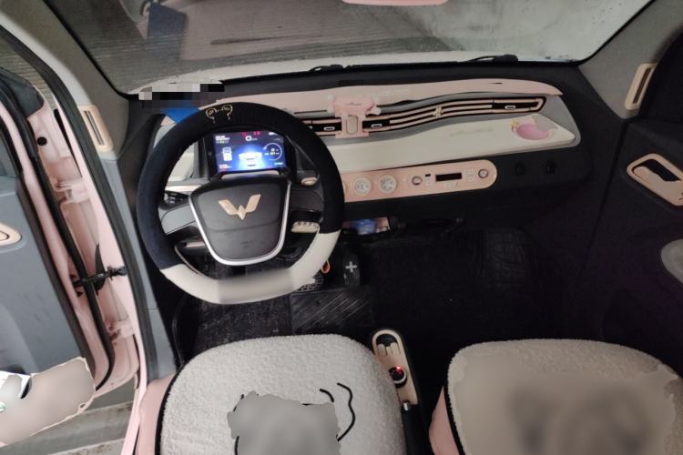 Used Wuling Hongguang MINIEV 2022 Macaron Fashion Model Lithium Iron Phosphate
