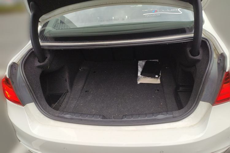 Used BMW 3 Series 2014 320Li Fashion Model
