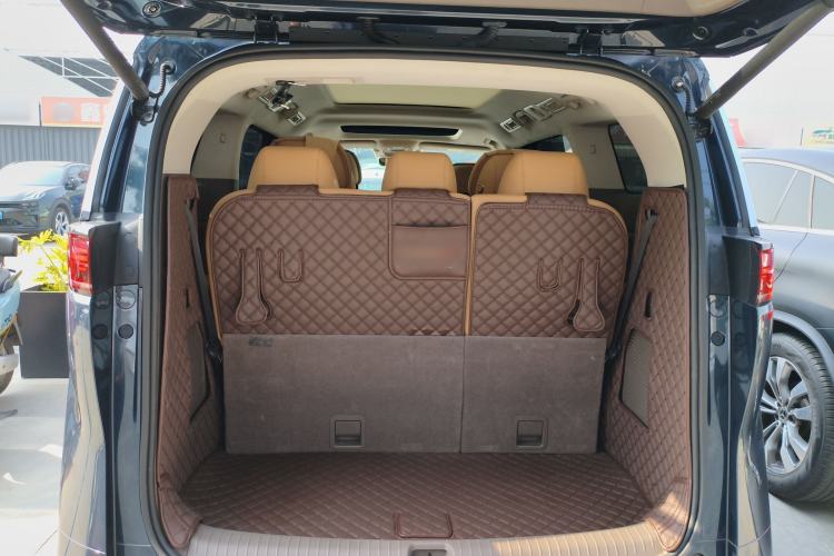 Used Denza D9 2022 DM-i 970 Four-Wheel Drive Flagship Model
