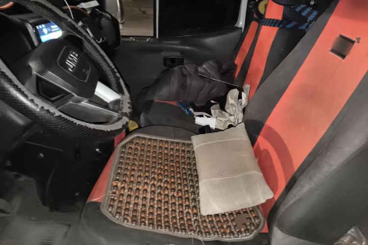 Used JMC Transit 2017 2.8T Commercial Version Short Wheelbase Mid-Roof 6/7/8-Seater JX493
