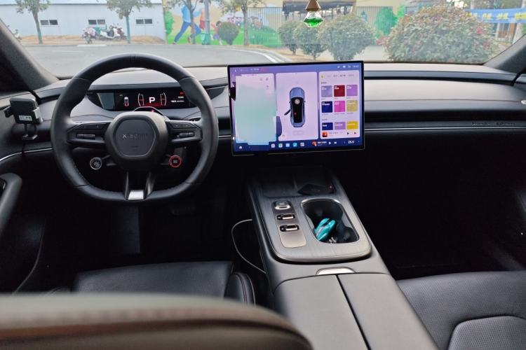 Used  SU7 2024 Rear-Drive Standard Founder Edition
