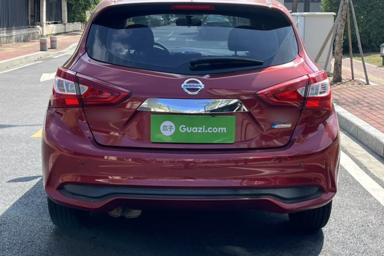 Used Nissan Tiida 2016 1.6L CVT Cool Dynamic Edition