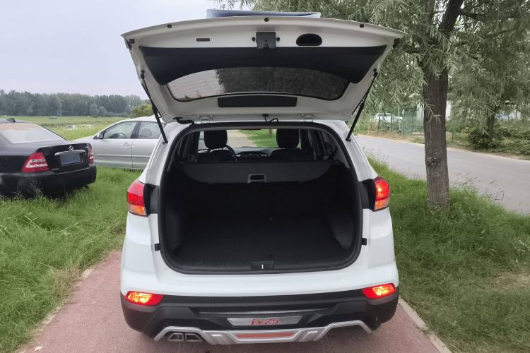 Used Hyundai ix25 2017 1.6L Automatic Smart Version
