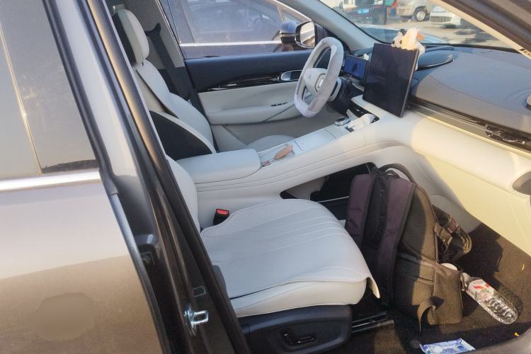 Used  E5 2024 530 km Exploration+ Version
