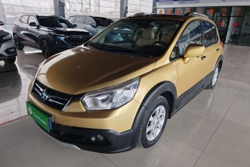 Used Venucia R50X 2015 1.6L Automatic Luxury Edition