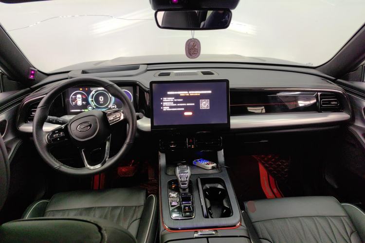 Used GAC Trumpchi GS8 2022 Dual-Engine Series 2.0TM Two-Wheel Drive Prestige Edition (7 Seats)