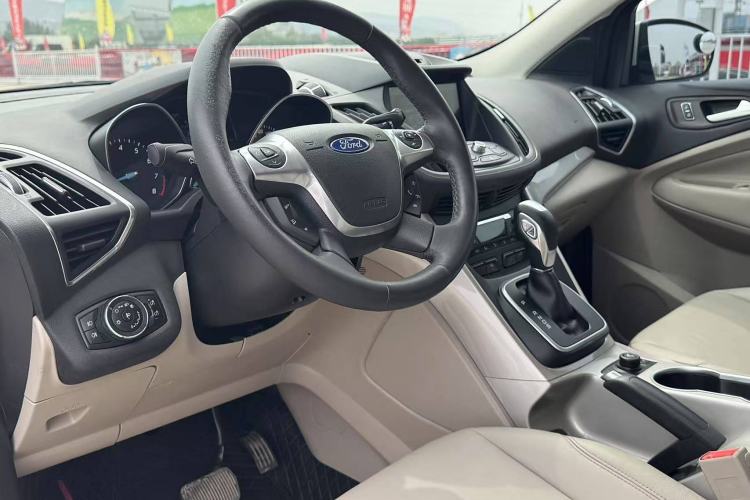 Used Ford Kuga 2013 1.6L GTDi 4x4 Elite Model
