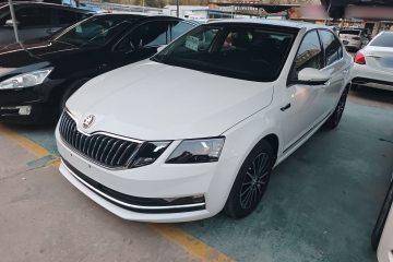 Used Skoda Octavia 2019 1.5L Automatic Smart Drive Luxury Edition China VI Standard