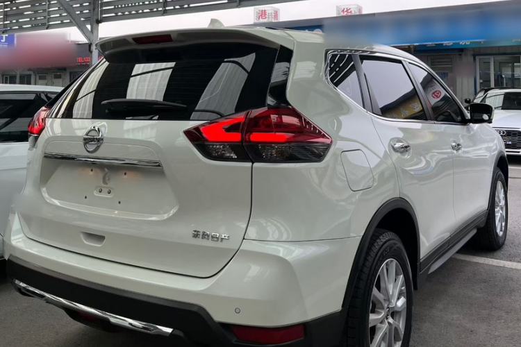 Used Nissan X-Trail 2023 Classic 2.0L Two-Wheel Drive Smart Connect & Comfort Edition
