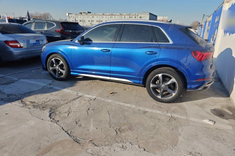 Used Audi Q3 2020 35 TFSI Fashion Dynamic Model