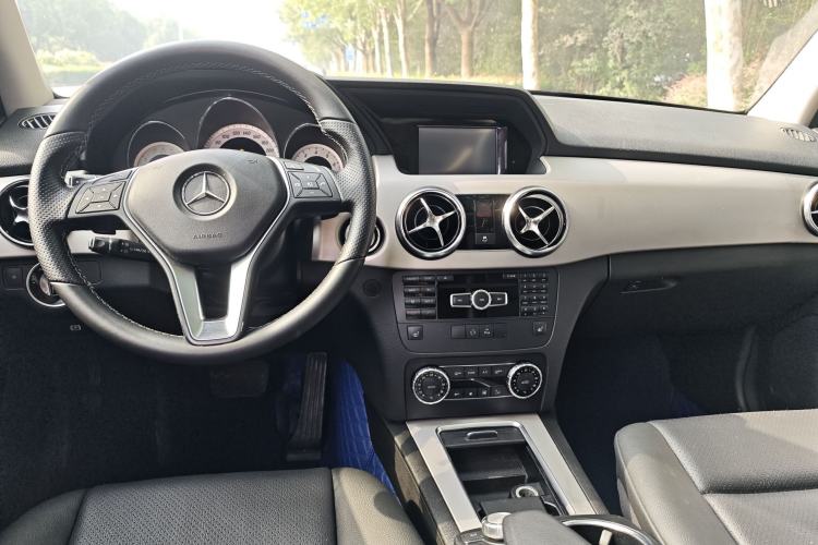 Used Mercedes-Benz GLK-Class 2013 Facelift GLK 300 4MATIC Fashion Edition
