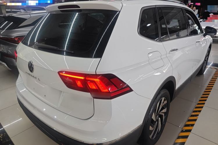 Used Volkswagen Tiguan L 2024 300TSI Automatic Two-Wheel Drive Smart Edition
