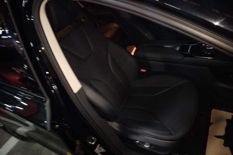 Used Hongqi E-QM5 2023 Revised Version Basic Travel Edition
