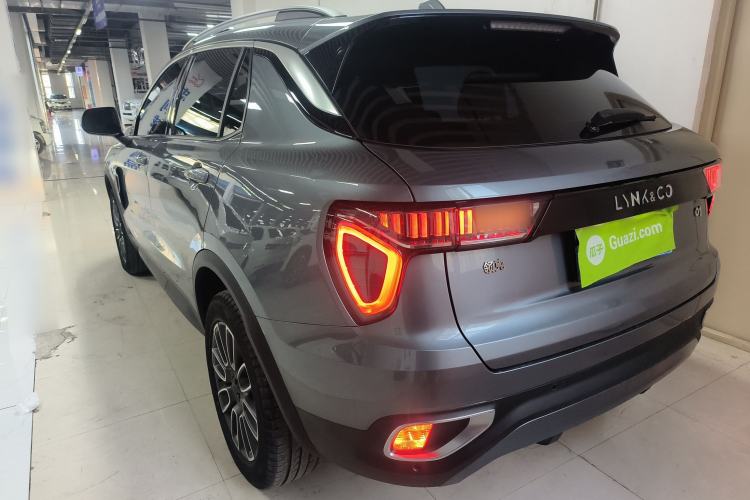 Used Lynk & Co 01 2020 2.0T Two-Wheel Drive Pure Pro Version China VI Standard
