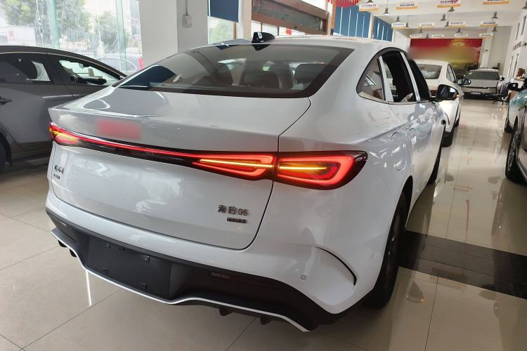 Used BYD Seal 06 New Energy 2025 DM-i Smart Drive 80KM Luxury Model
