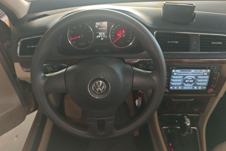 Used Volkswagen Lavida 2013 Restyled Classic 1.6L Automatic Comfort Edition
