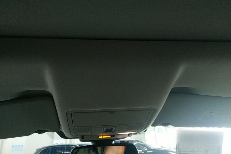 Used Land Rover Discovery Sport 2018 240 PS SE Version
