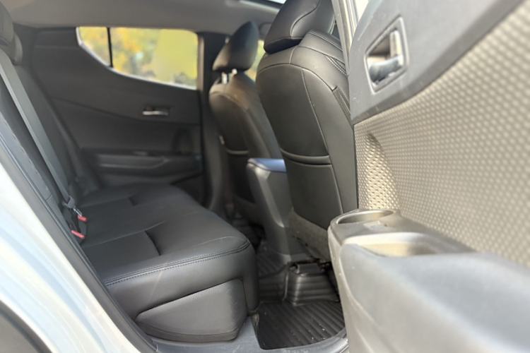 Used Toyota C-HR 2022 2.0L Comfort Edition
