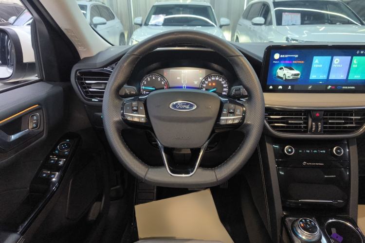 Used Ford Escape 2020 EcoBoost 245 Two-Wheel-Drive Titanium Edition