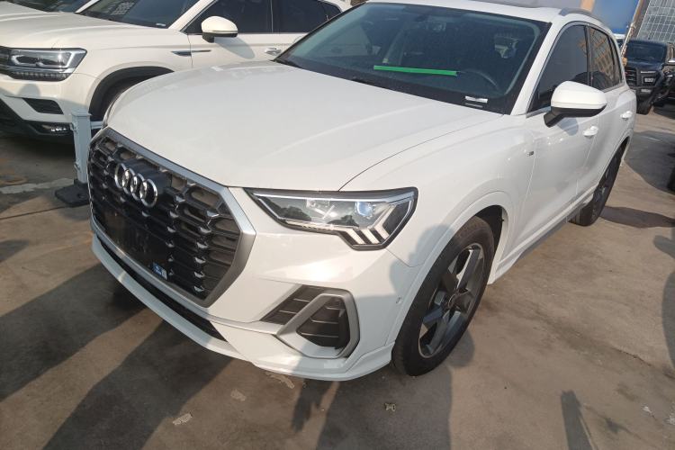 Used Audi Q3 2022 35 TFSI Fashion Dynamic Model
