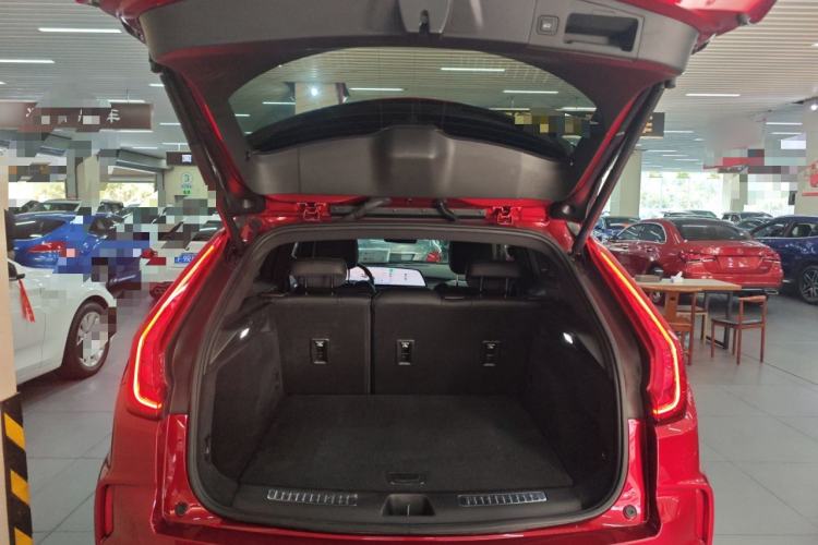 Used Cadillac XT4 2024 28T Two-Wheel-Drive Prestige Version