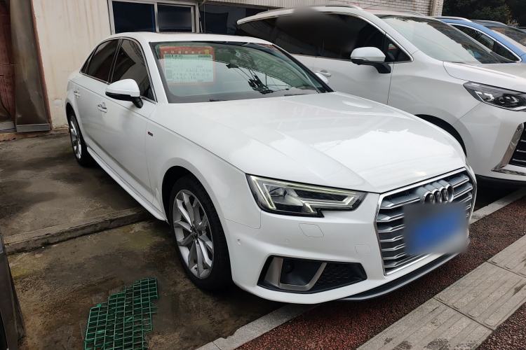 Used Audi A4L 2019 40 TFSI Fashion Edition China VI Emission Standard
