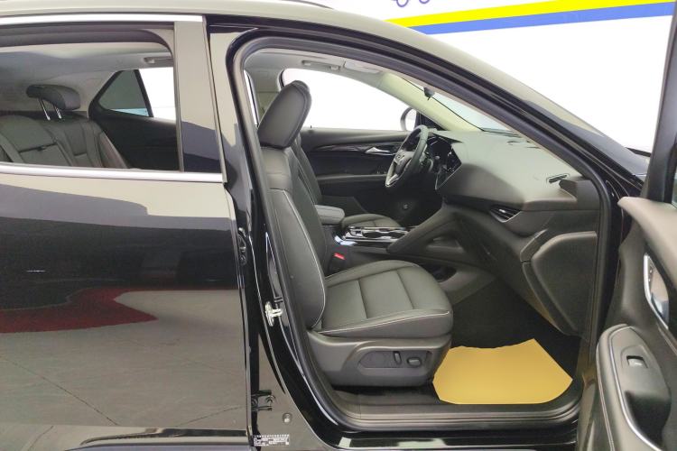 Used Buick Envision 2023 Encore S 552T Two-Wheel Drive Luxury Model
