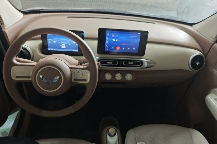 Used Wuling Hongguang MINIEV 2025 Four-Door Version Premium Edition