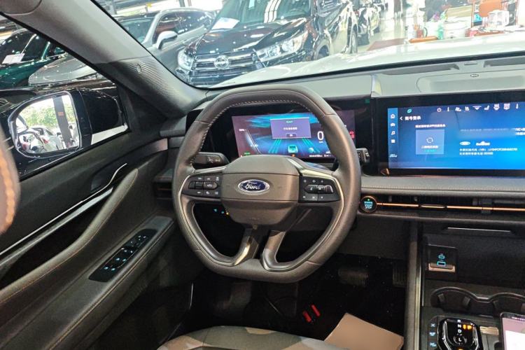 Used Ford Edge 2023 Edge L 2.0T EcoBoost E-Hybrid Four-Wheel Drive Seven-Seat Supreme Model