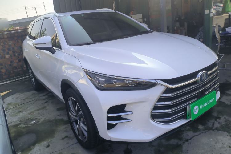 Used BYD Tang New Energy 2018 DM 2.0T All-Wheel Drive Smart Connectivity Luxury Model 7 Seats China V Emission Standard