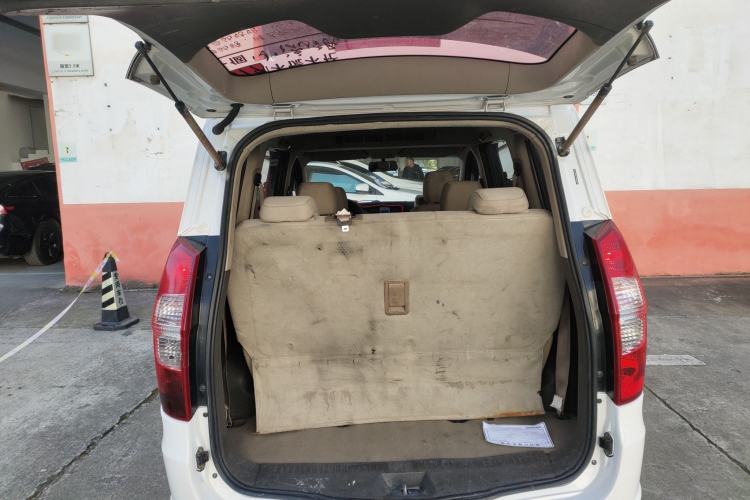 Used Wuling Hongguang 2014 1.5L S Standard Version
