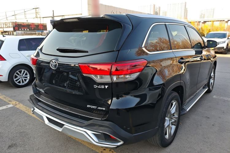 Used Toyota Highlander 2018 2.0T Four-Wheel Drive Luxury Version 7 Seats China VI Standard
