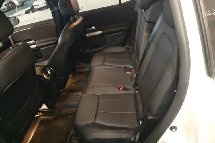 Used Mercedes-Benz GLB 2022 Updated GLB 200 Fashion Edition
