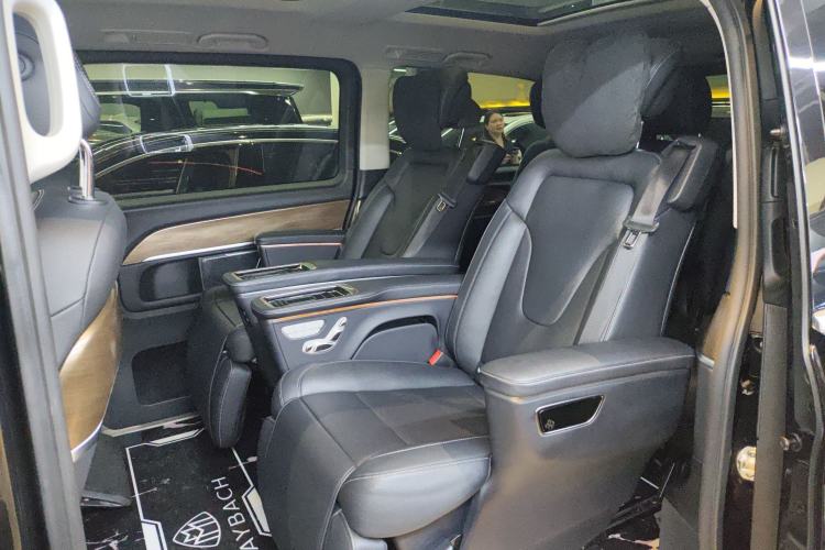 Used Mercedes-Benz V-Class 2021 V 260 Prestige Edition