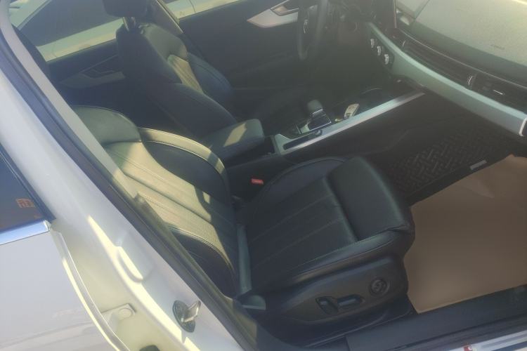 Used Audi A4L 2022 40 TFSI Fashion Dynamic Model
