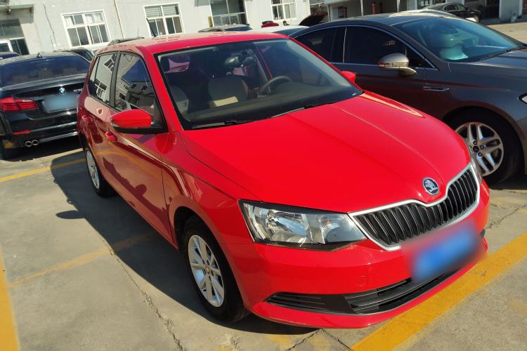 Used Skoda Fabia 2015 1.4L Manual Front-Wheel Drive Model