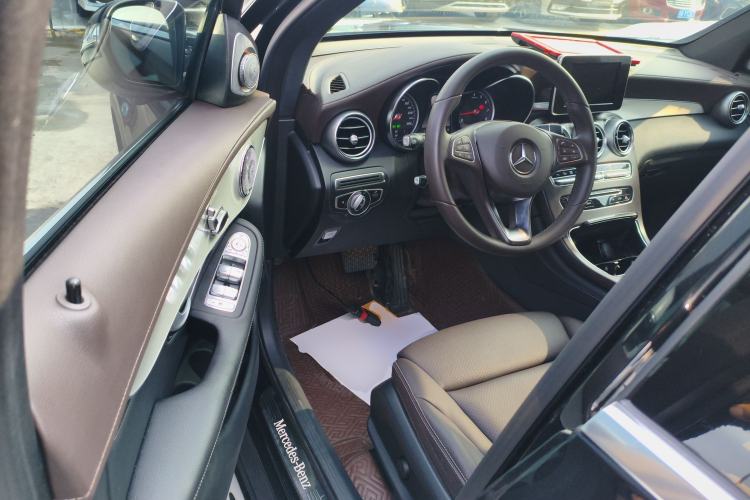 Used Mercedes-Benz GLC 2019 GLC 200 L 4MATIC
