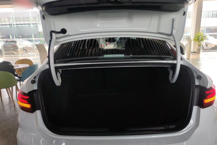 Used Volkswagen Lavida 2023 300TSI DSG Full-Comfort Edition
