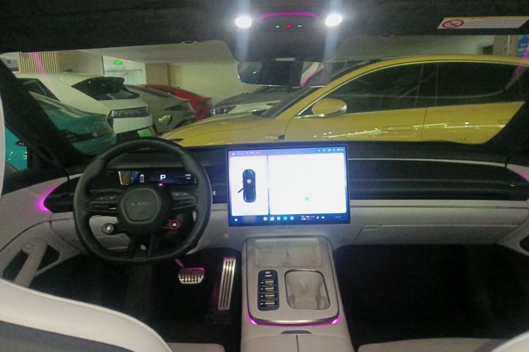 Used  SU7 2024 Four-Wheel Drive Ultra-Long Range Advanced Intelligent Driving Max Edition
