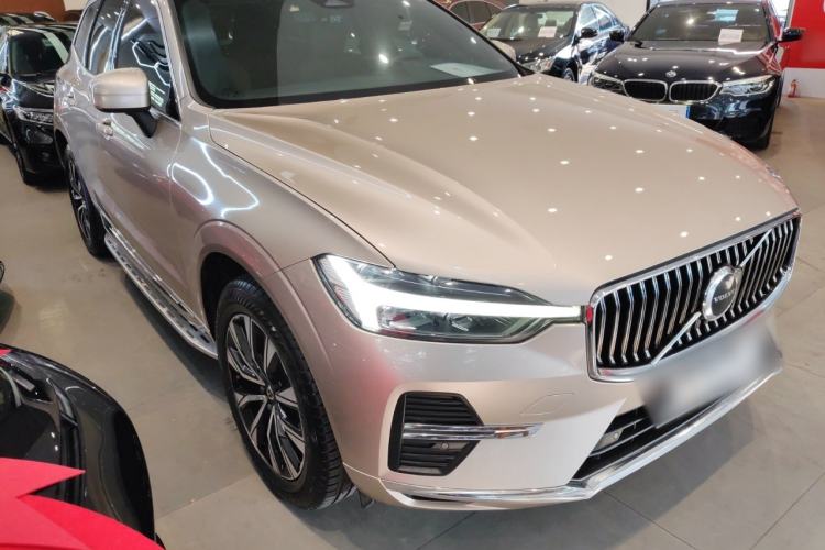 Used Volvo XC60 2023 B5 4x4 Smart Luxury Edition
