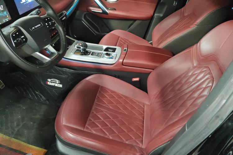 Used JETOUR X70 PLUS 2023 1.5T DCT Brave PLUS 5-Seater
