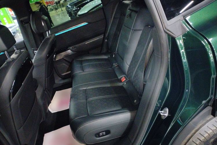 Used Zeekr 7X 2025 100kWh Long-Range All-Wheel Drive Intelligent Driving Version
